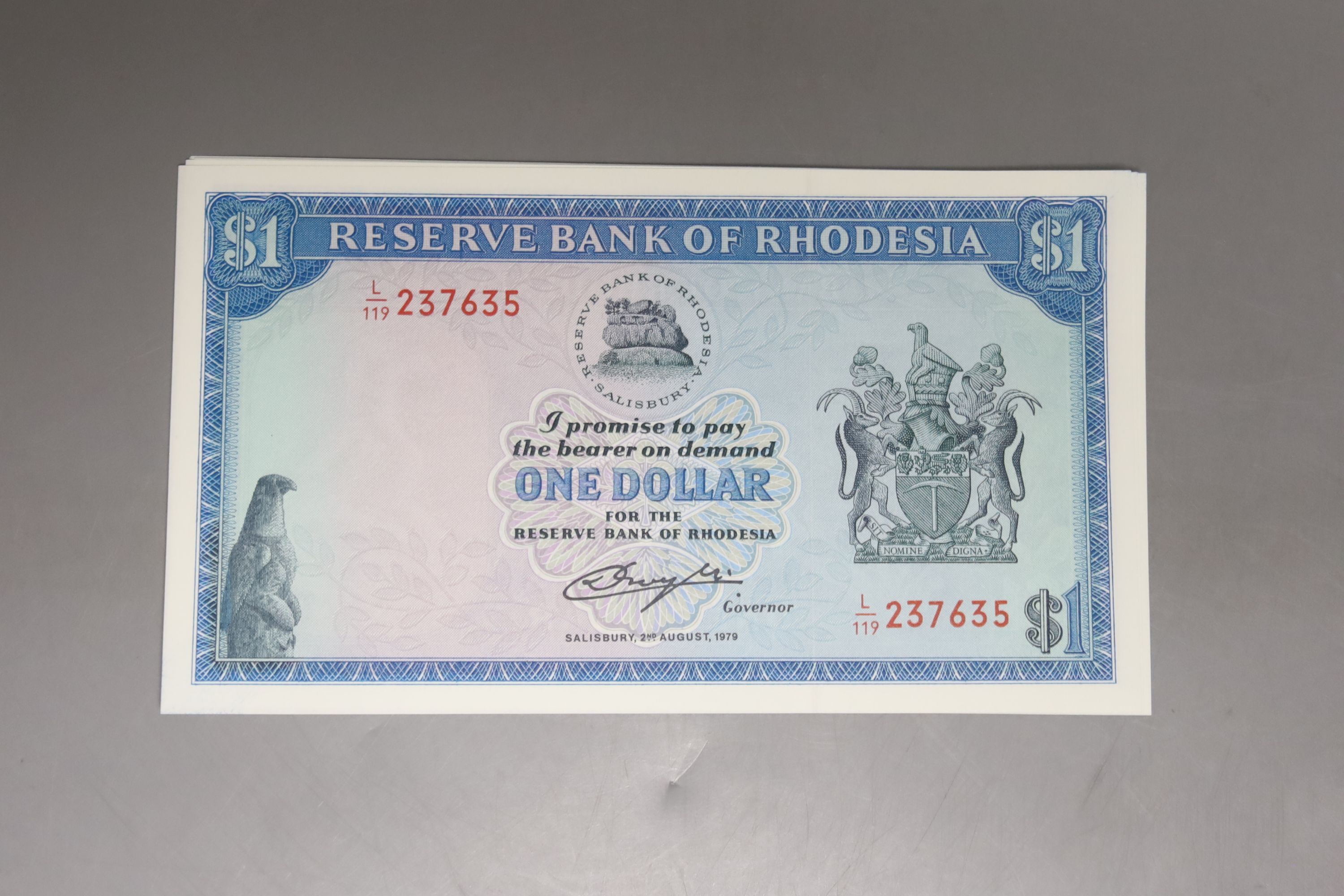 Reserve bank of Rhodesia, ten $1 dollar banknotes, consecutive serial numbers L/119- 2nd August 1979 (10) all UNC